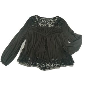 Karen Kane Black Lace Inset Peasant Blouse sz M Boho Whimsygoth Asymetrical Hem